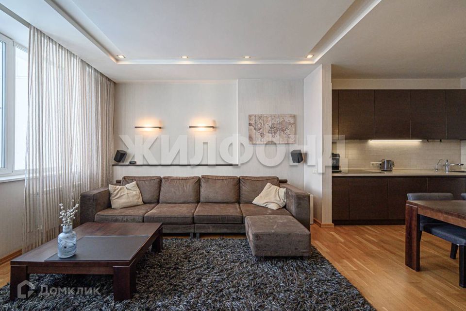 Продаётся 3-комнатная квартира, 77 м²