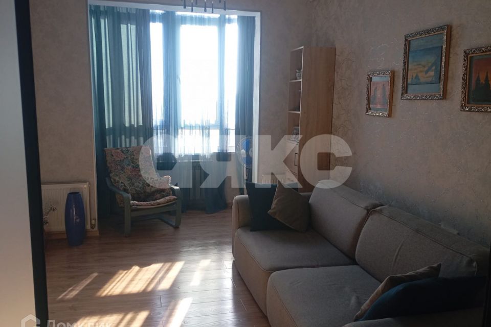 Продаётся 1-комнатная квартира, 42.9 м²