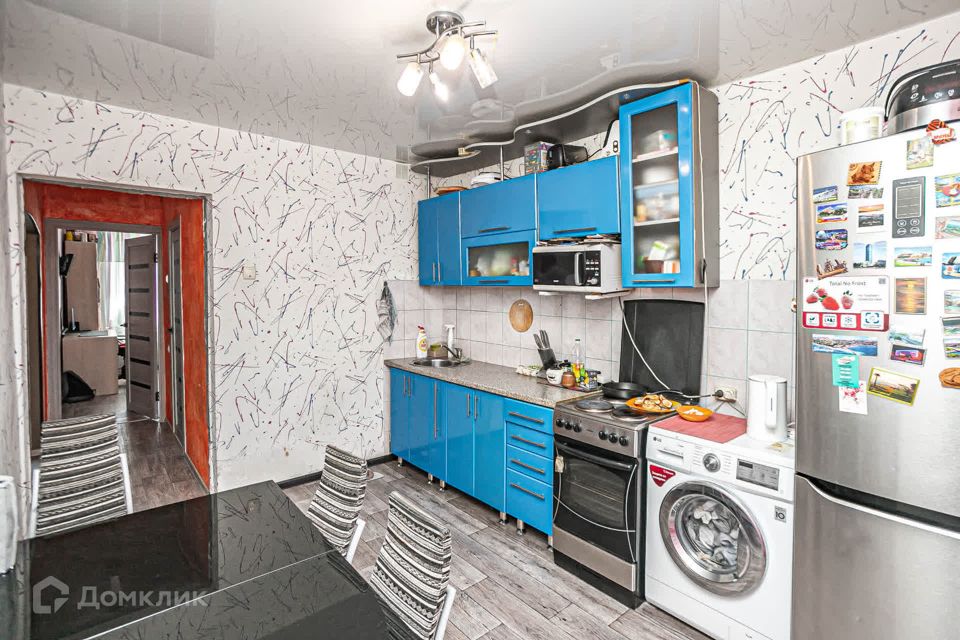 Продаётся 3-комнатная квартира, 63.5 м²