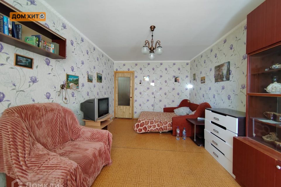 Продаётся 1-комнатная квартира, 35.8 м²