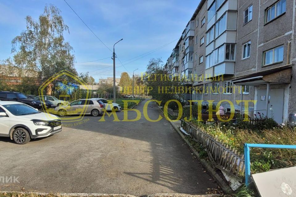 Продаётся 3-комнатная квартира, 59.8 м²