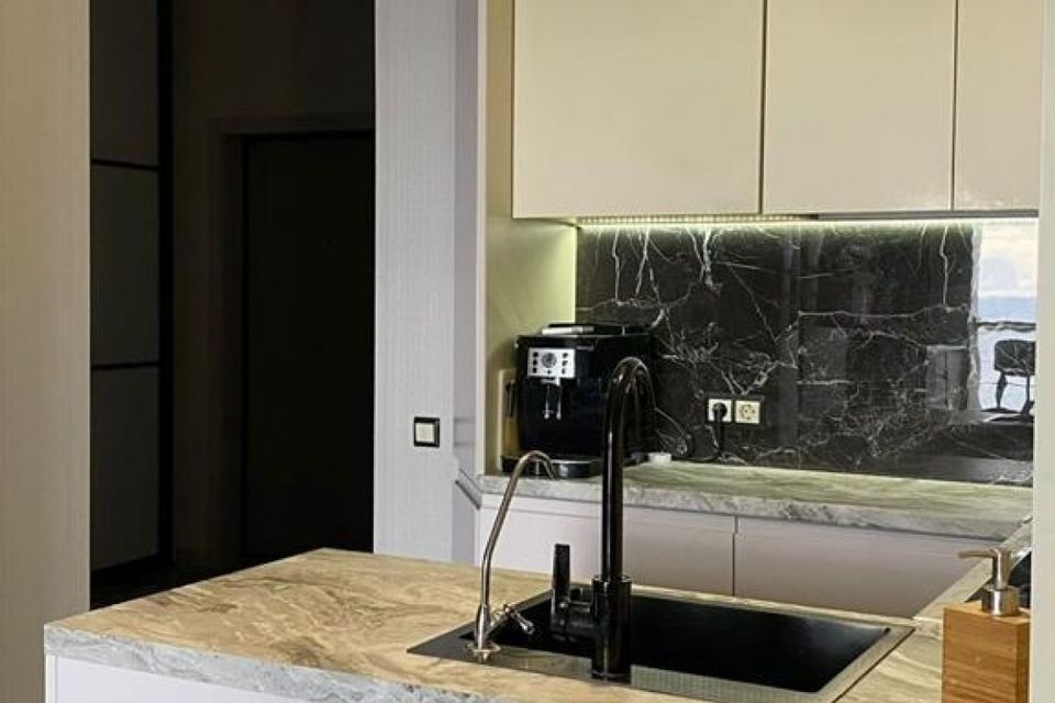 Продаётся 2-комнатная квартира, 57 м²