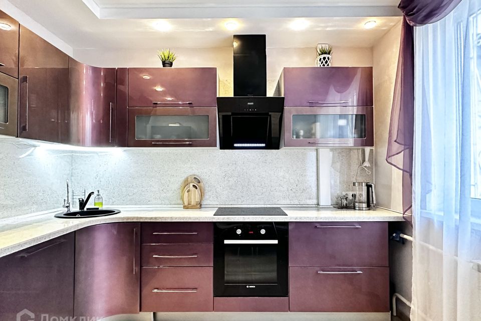 Продаётся 3-комнатная квартира, 72.8 м²