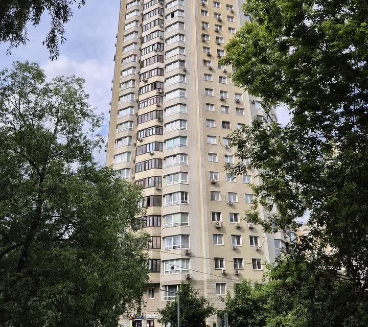 Продаётся 3-комнатная квартира, 90 м²