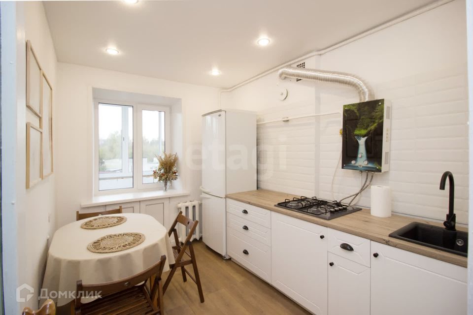 Продаётся 3-комнатная квартира, 69.7 м²