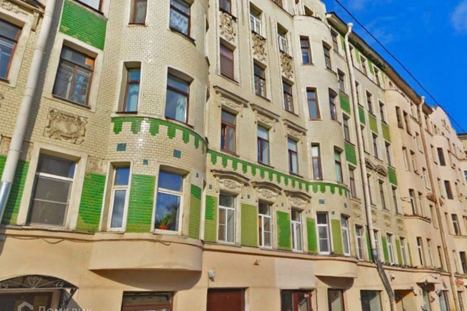 Продаётся 4-комнатная квартира, 97.6 м²