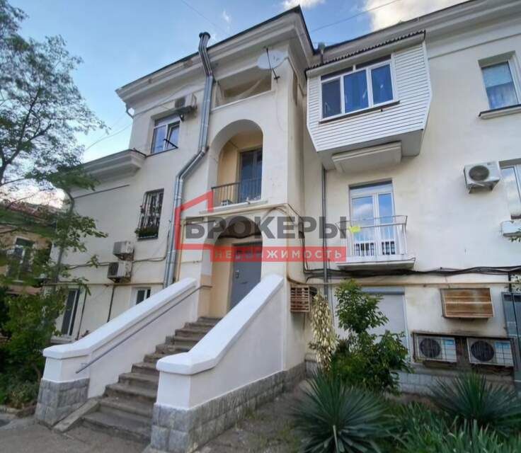 Продаётся 3-комнатная квартира, 70 м²
