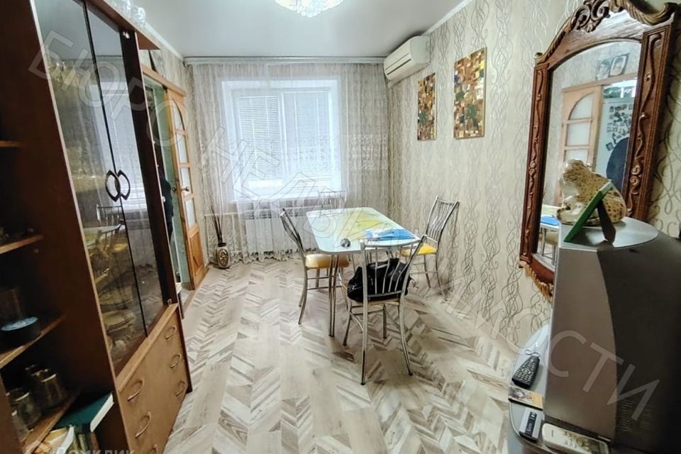 Продаётся 3-комнатная квартира, 58.5 м²