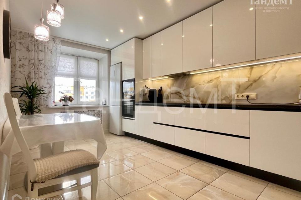Продаётся 2-комнатная квартира, 68.7 м²