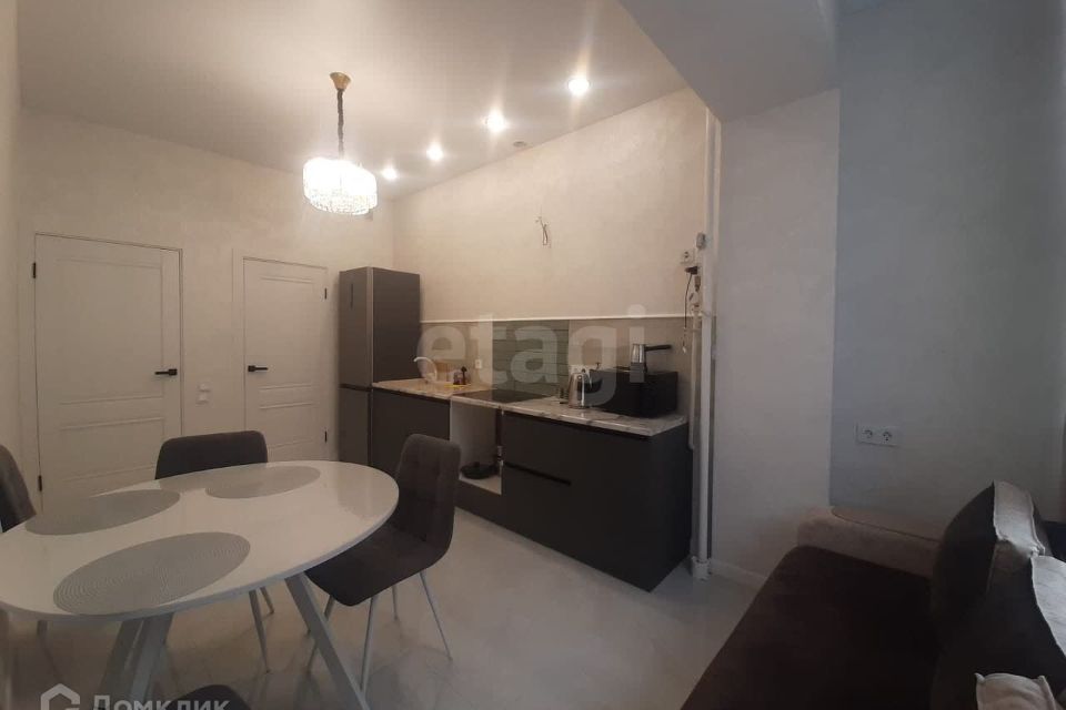 Сдаётся 1-комнатная квартира, 43 м²