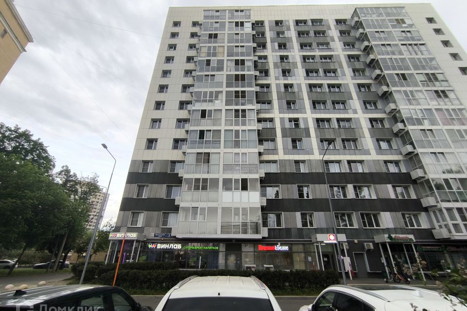 Продаётся 2-комнатная квартира, 55.6 м²