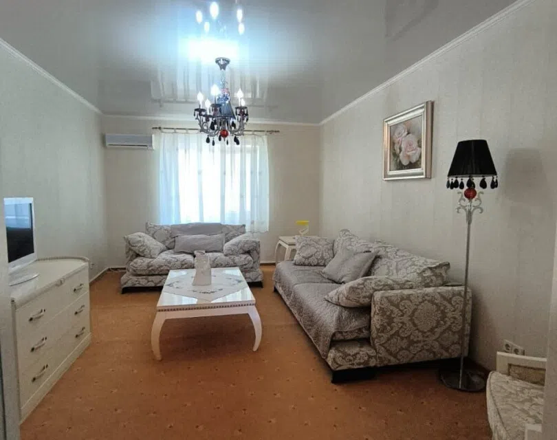 Продаётся 2-этажный дом, 282.7 м²