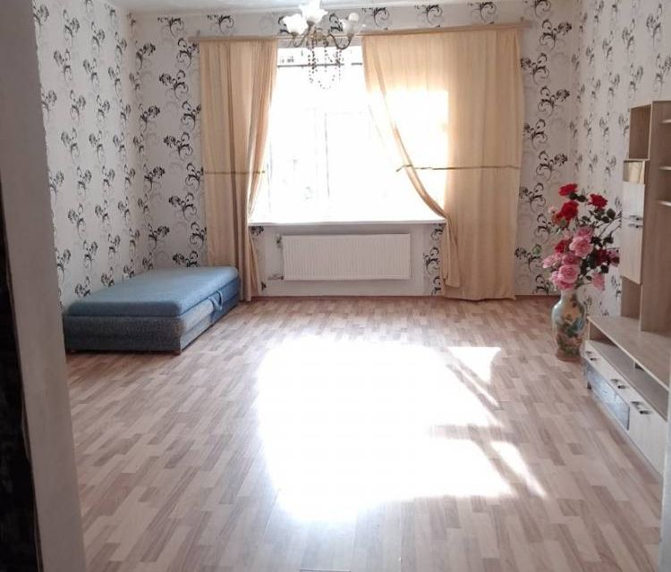 Сдаётся 1-комнатная квартира, 58 м²