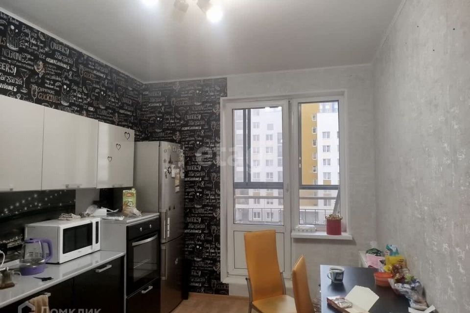 Продаётся 2-комнатная квартира, 60.7 м²