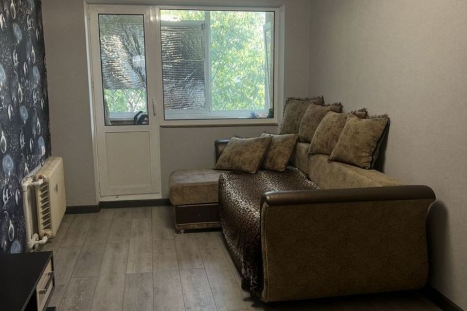 Продаётся 2-комнатная квартира, 50.2 м²