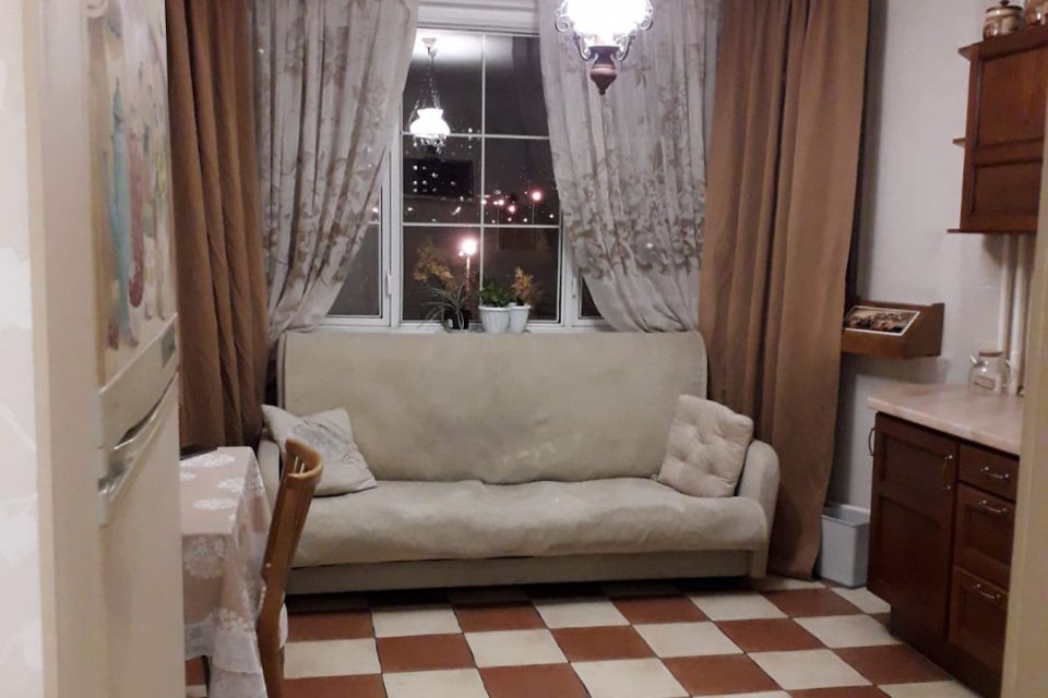 Сдаётся 2-комнатная квартира, 60.2 м²