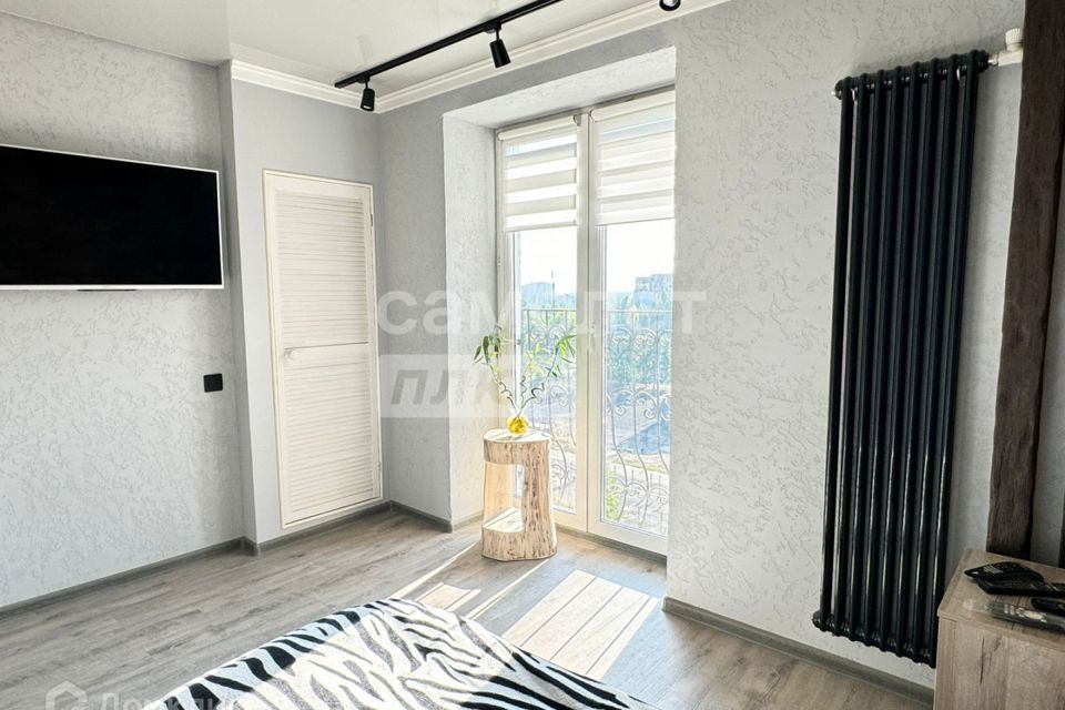 Продаётся 3-комнатная квартира, 81.7 м²
