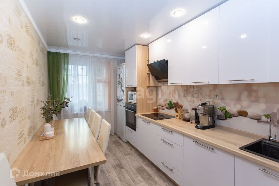 Продаётся 3-комнатная квартира, 66.8 м²