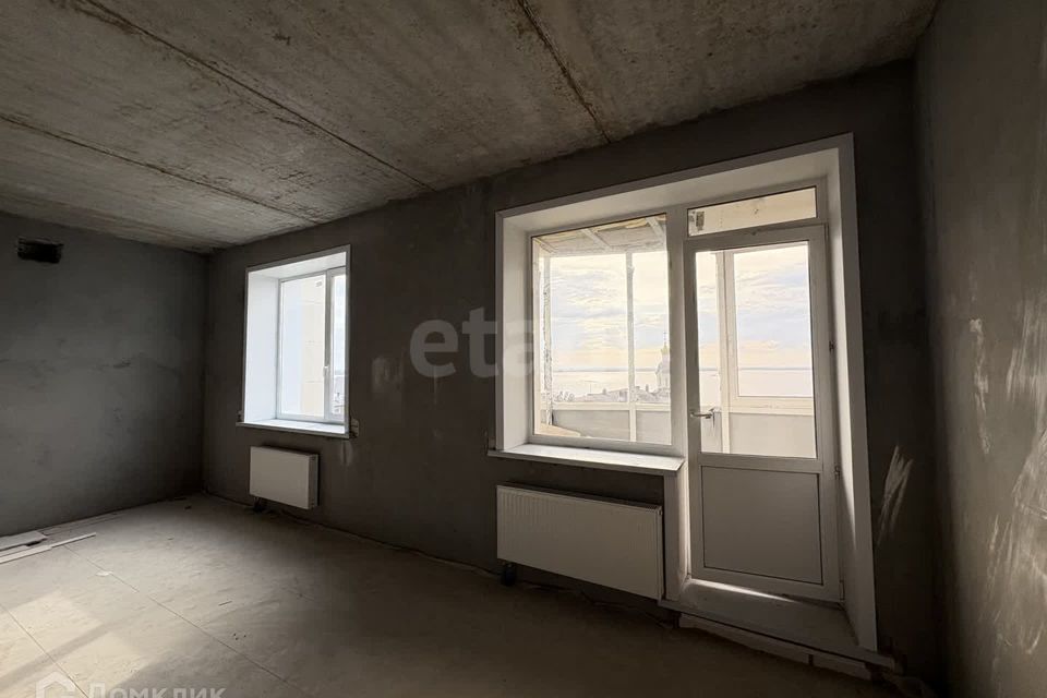 Продаётся 4-комнатная квартира, 97.6 м²