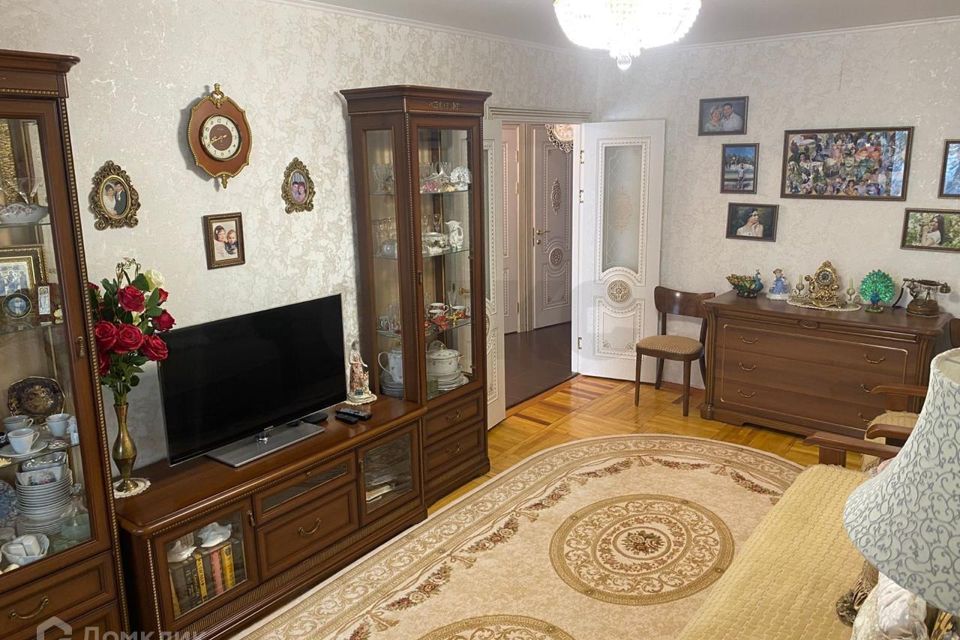 Продаётся 3-комнатная квартира, 63 м²