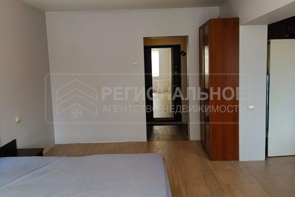 Сдаётся 1-комнатная квартира, 50 м²