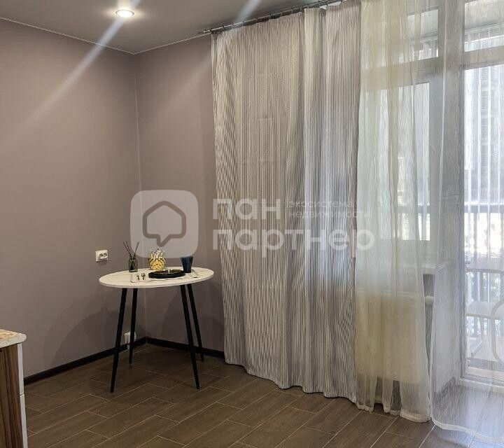 Продаётся 1-комнатная квартира, 43.7 м²