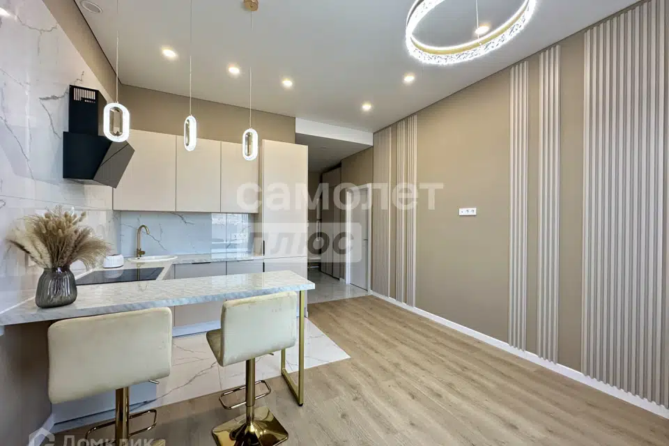 Продаётся 1-комнатная квартира, 43.5 м²