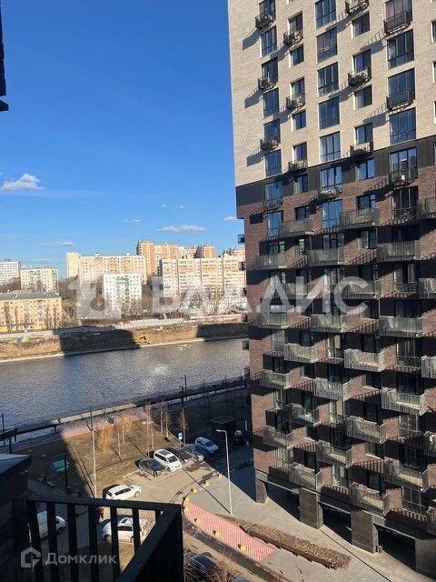 Продаётся 3-комнатная квартира, 72.6 м²