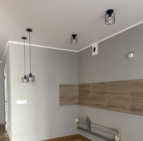 Продаётся 1-комнатная квартира, 42 м²