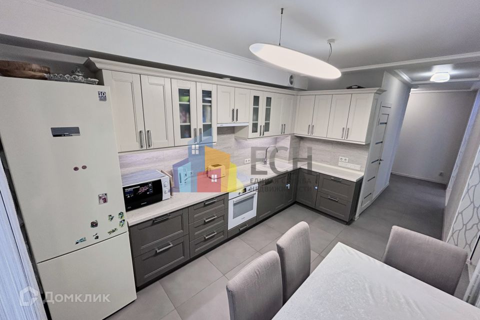 Продаётся 3-комнатная квартира, 88.3 м²