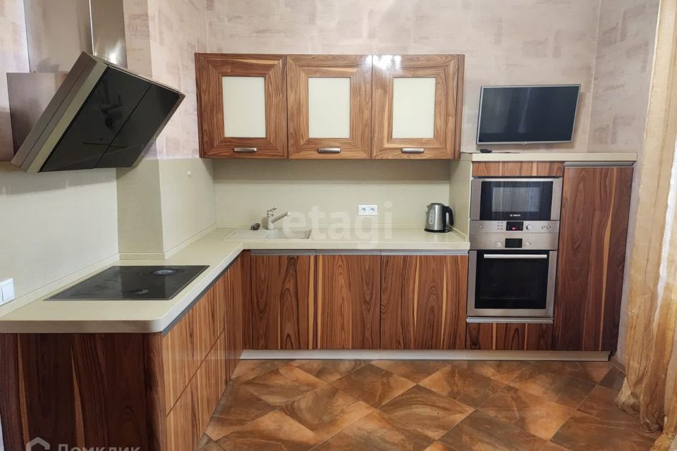 Продаётся 3-комнатная квартира, 95.8 м²