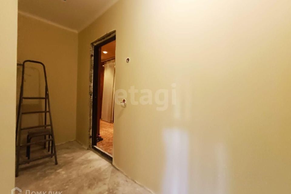 Продаётся 1-комнатная квартира, 37.8 м²