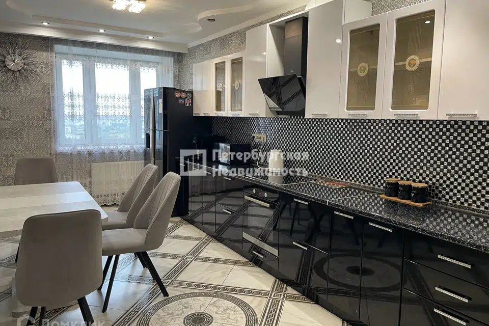 Продаётся 2-комнатная квартира, 70 м²