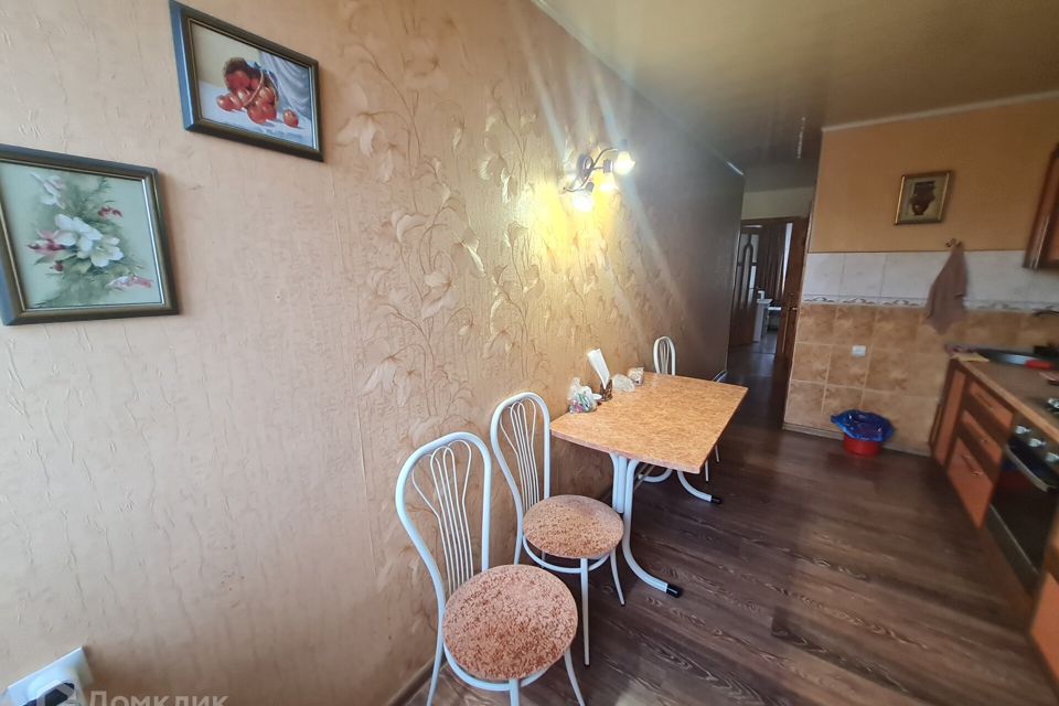 Продаётся 3-комнатная квартира, 63.5 м²