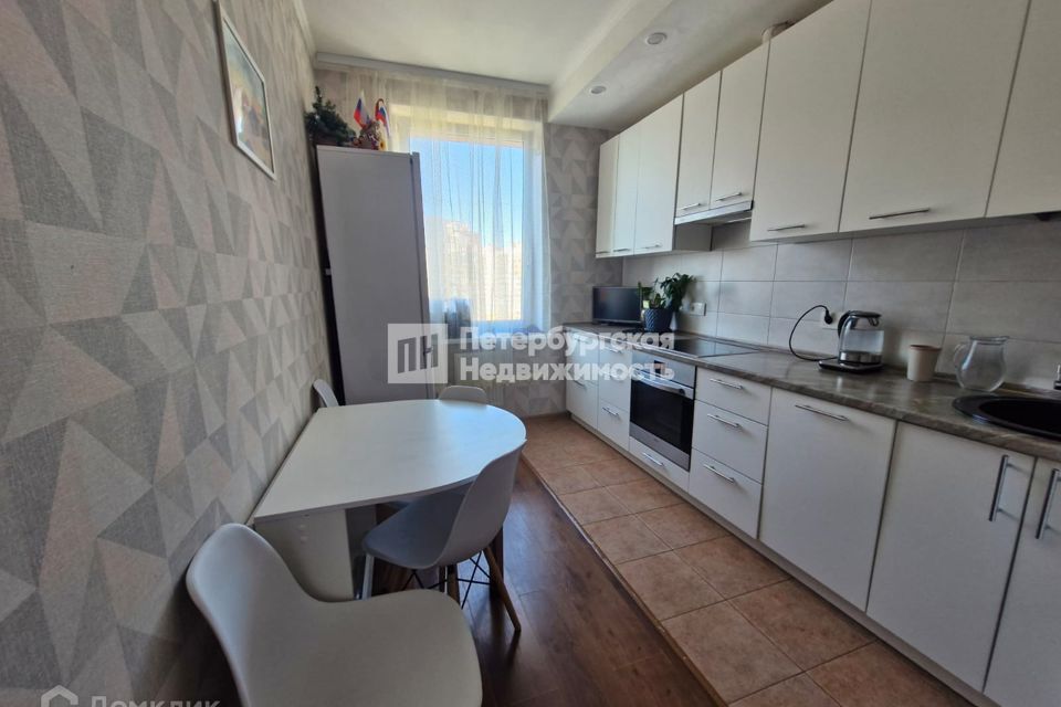 Продаётся 2-комнатная квартира, 53.2 м²