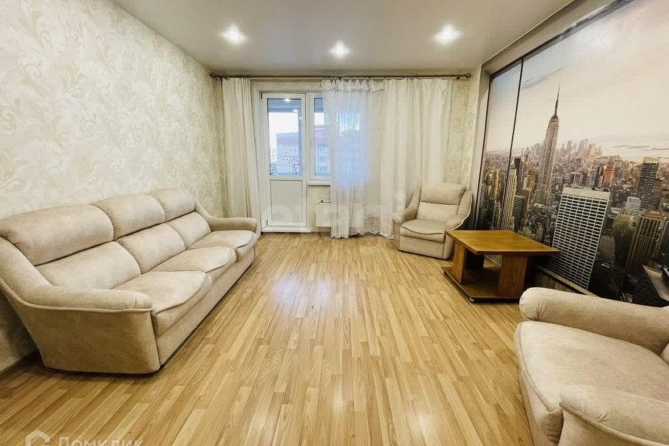 Сдаётся 2-комнатная квартира, 64.7 м²
