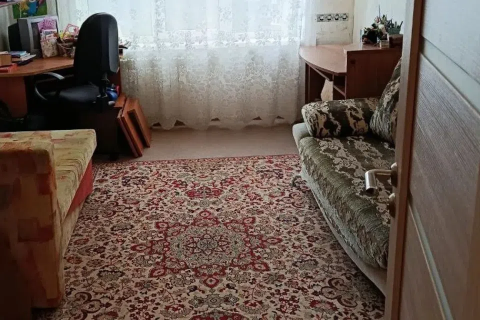Продаётся 3-комнатная квартира, 60.5 м²