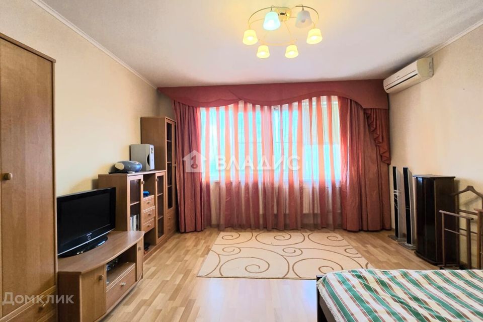 Продаётся 5-комнатная квартира, 127 м²