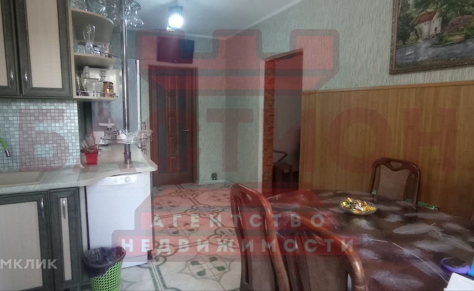 Продаётся 2-этажный дом, 185 м²