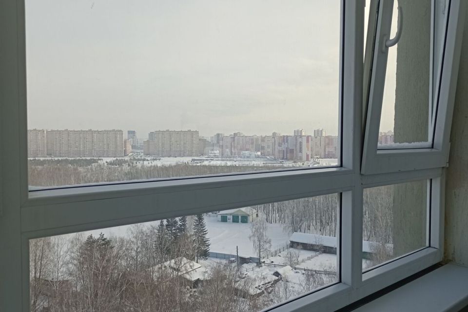 Продаётся 1-комнатная квартира, 32 м²