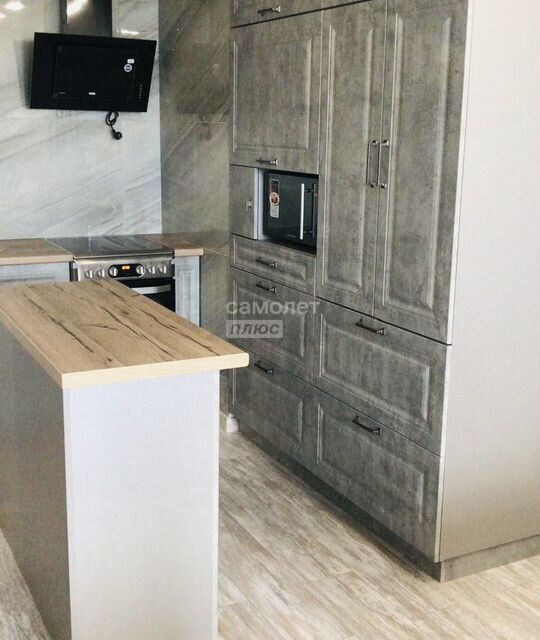 Продаётся 1-комнатная квартира, 46.6 м²