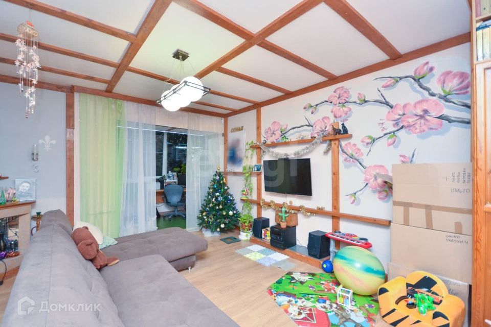 Продаётся 3-комнатная квартира, 62.3 м²