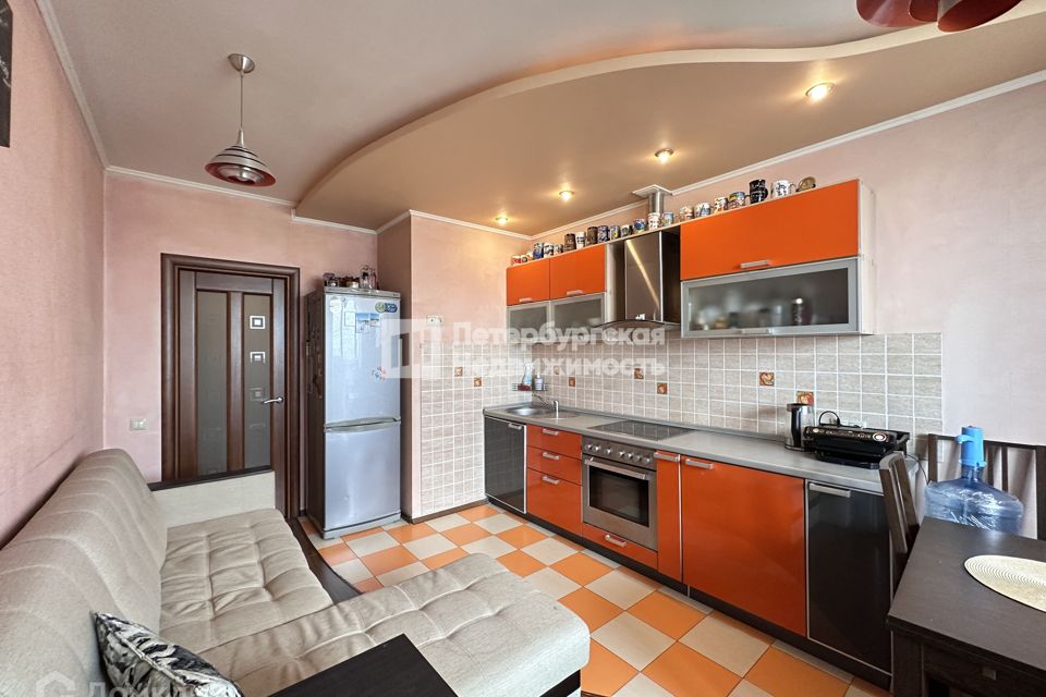 Продаётся 1-комнатная квартира, 50.2 м²
