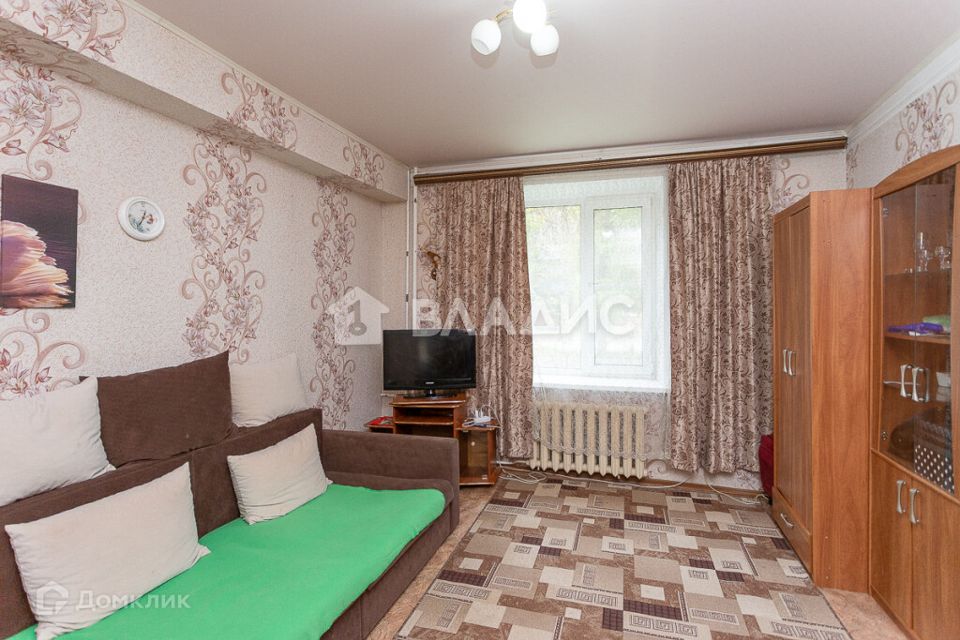 Продаётся 3-комнатная квартира, 57.9 м²