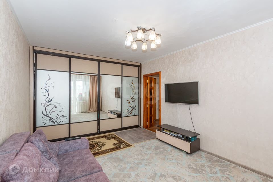 Продаётся 1-комнатная квартира, 37.7 м²
