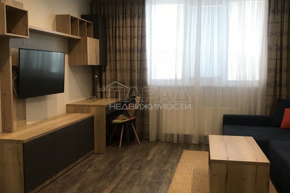 Продаётся 1-комнатная квартира, 51.7 м²