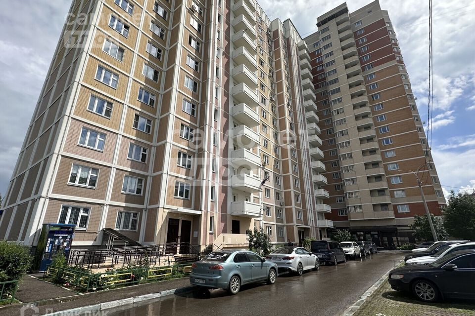 Продаётся 3-комнатная квартира, 76.6 м²