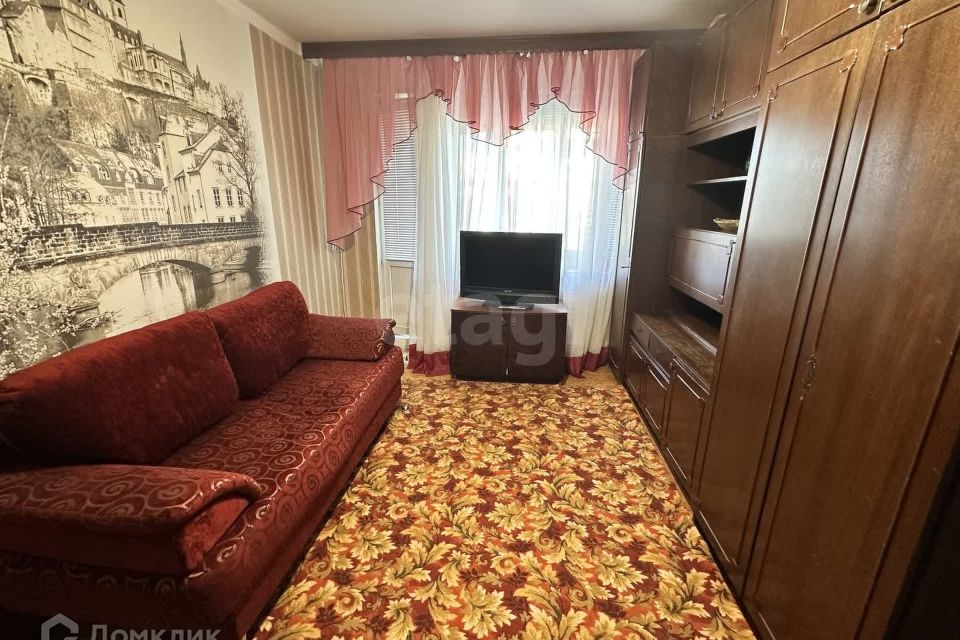 Сдаётся 1-комнатная квартира, 42.3 м²