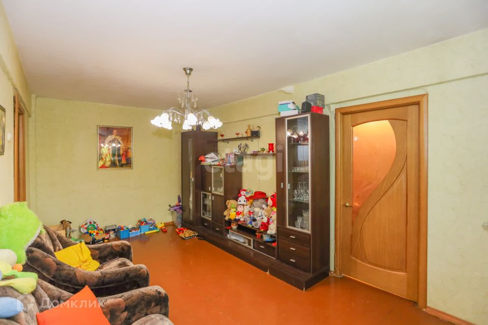 Продаётся 3-комнатная квартира, 54.5 м²