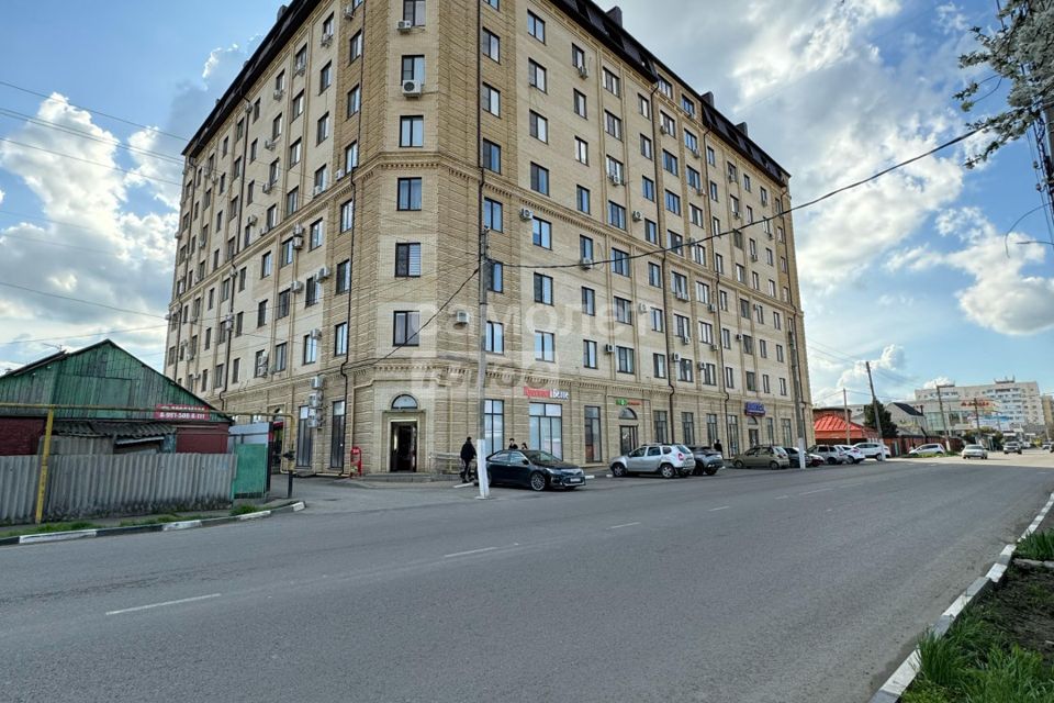 Продаётся 1-комнатная квартира, 43 м²